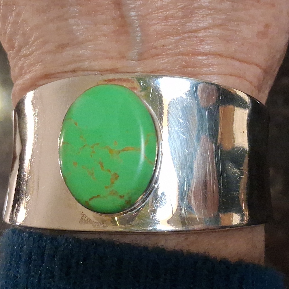 🦚💚Mexico Stamped Silver Cuff W/Large Turquoise Stone Adjustable OSFM
